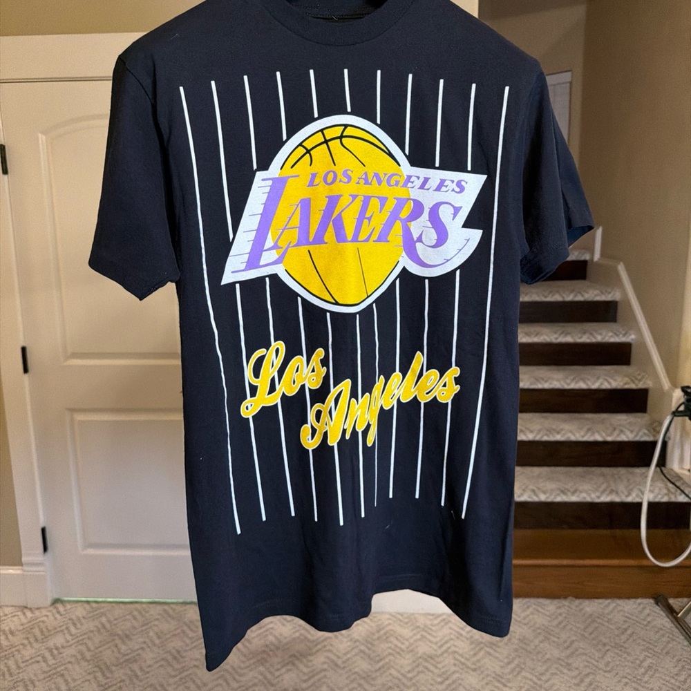 Los Angeles Lakers Graphic T-Shirt Hardwood Classics officially licensed